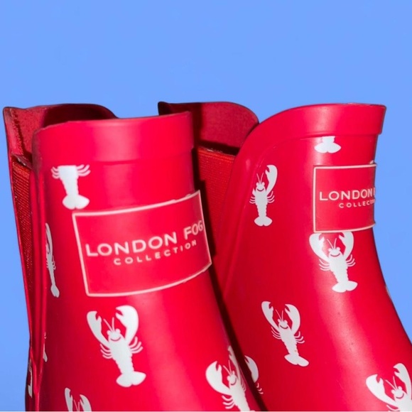 London Fog Red Lobster Pattern Rain Boots - Picture 2 of 7